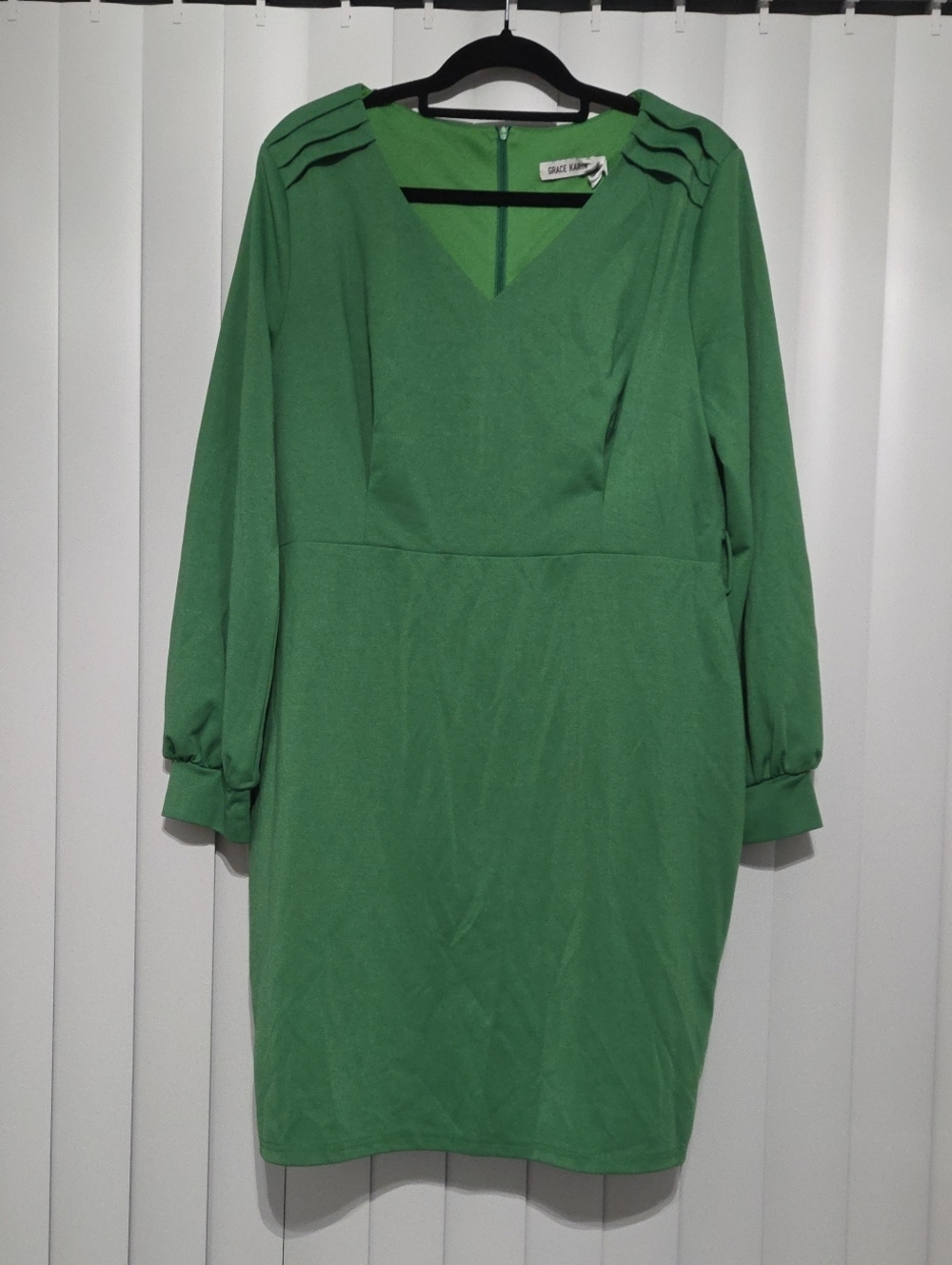 Grace Karin Emerald Green Long Sleeve V-Neck Dress